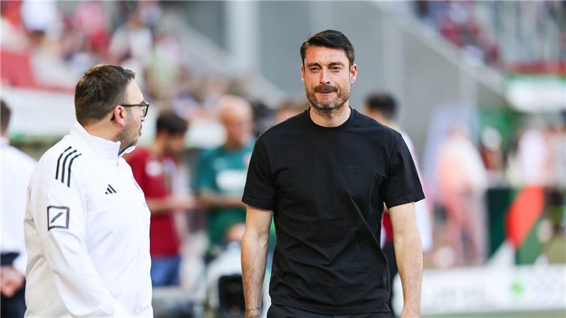 Der Druck auf Albert Riera wächst weiter.