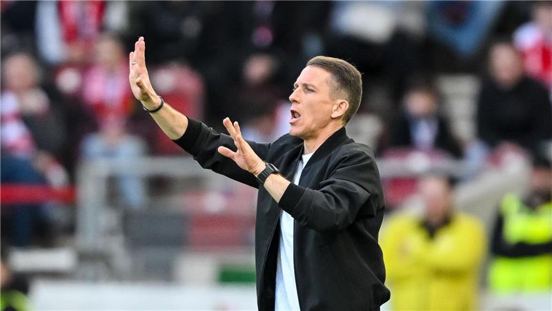 Der Druck nimmt zu: VfL-Trainer Daniel Bauer