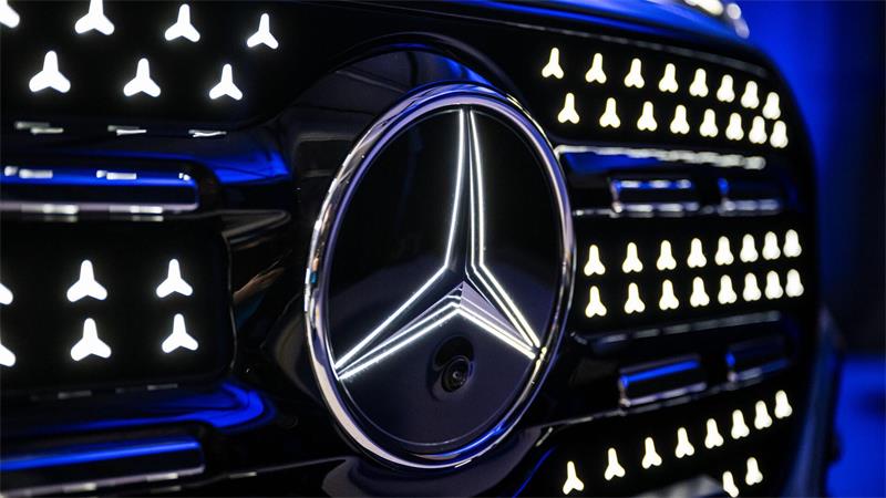 Analyse: Deutsche Autobauer verlieren weiter an Boden Der Einbruch in China macht den Autobauern besonders zu schaffen. (Archivbild)