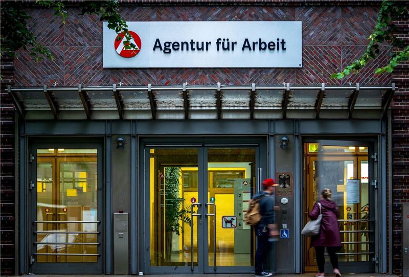 Der Eingang zur «Agentur für Arbeit».