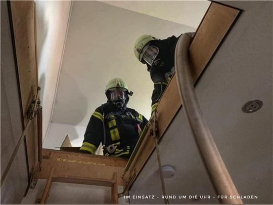 Der Einsatz von Atemschutzmasken war notwendig.  Foto: Feuerwehr Schladen