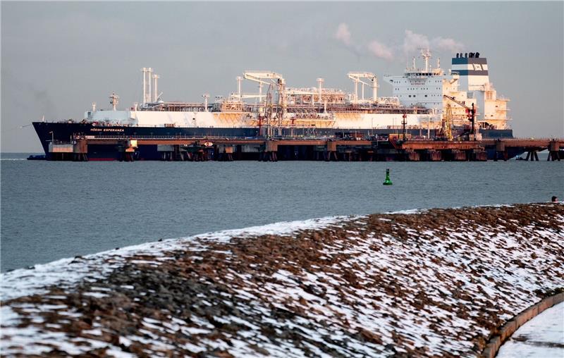 Streit um Biozid-Einsatz am LNG-Terminal Der Einsatz von Biozid am LNG-Terminal in Wilhelmshaven sorgt für Streit.