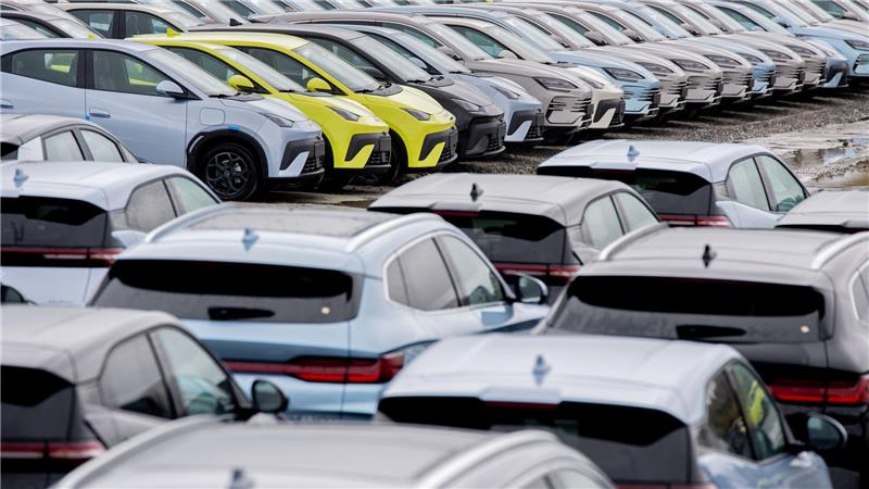 Der Elektroautoabsatz ist im November in Deutschland erneut deutlich gestiegen. (Archivbild)