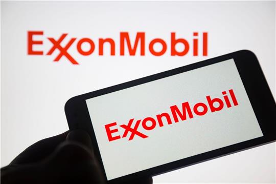 Der Energiekonzern ExxonMobil ist unzufrieden mit der von der EU beschlossenen Übergewinnsteuer.