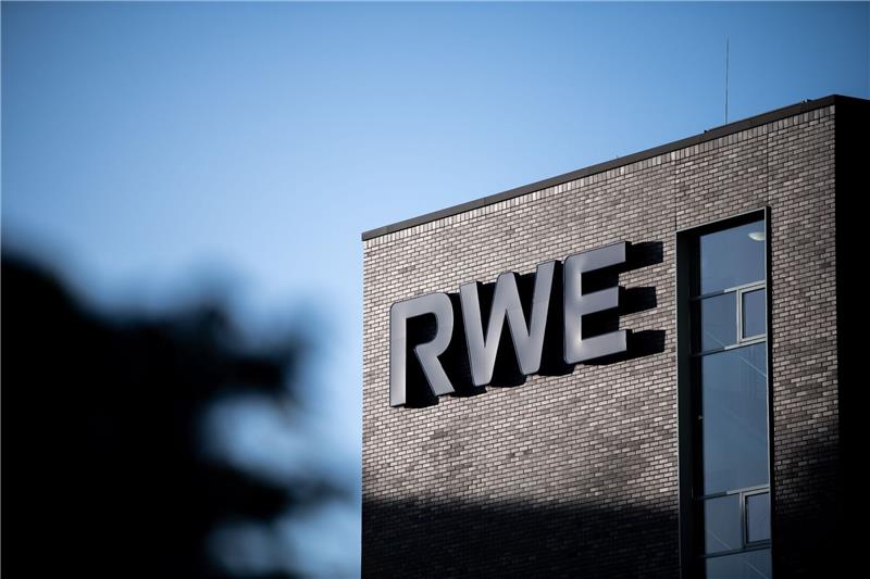 Grünes Wachstum: RWE erhöht Ziele Der Energieriese RWE forciert den Ausbau seiner Grünstrom-Erzeugung deutlich.