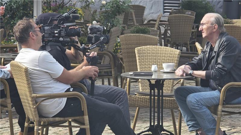 Supernase Mike Krüger dreht für Mario Barth in Goslar Der Entertainer dreht für das Format „Mario Barth deckt auf!“.