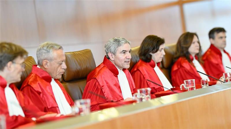 Notsituation: Strom-Übergewinne durften abgeschöpft werden Der Erste Senat hat die Klagen von Ökostromerzeugern zurückgewiesen.