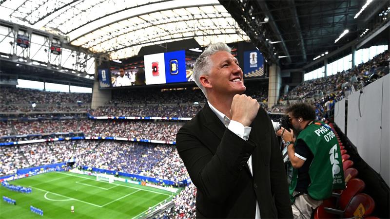 Der Ex-Weltmeister äußert sich auch kritisch zu den Verhandlungen mit Klopp. (Archivbild) 