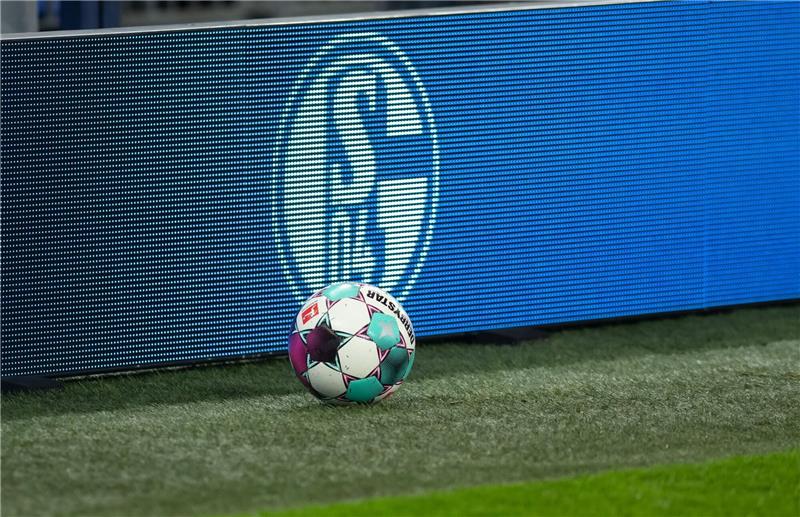 Schalke schwenkt um: Zustimmung zu DFL-Investor angekündigt Der FC Schalke 04 hat seine Meinung zu einem möglichen DFL-Investor geändert.