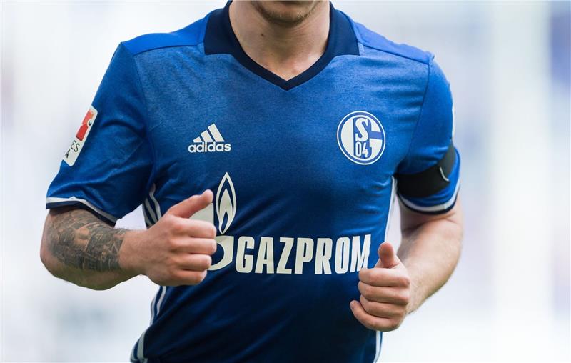 Der FC Schalke 04 wird nicht mehr mit dem Schriftzug des Hauptsponsors Gazprom auflaufen.