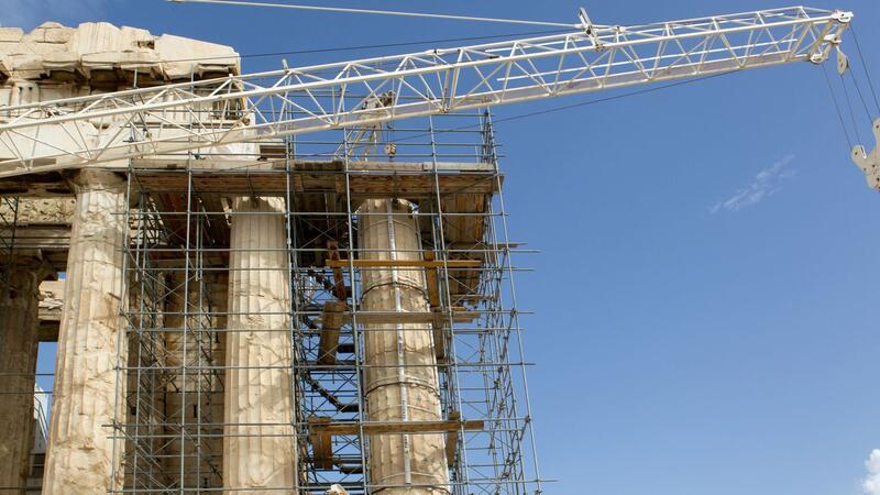 Griechenland führt Sechs-Tage-Woche ein Der Fachkräftemangel in Griechenland ist vor allem auf die schwere Finanzkrise des Landes von 2010 bis 2018 zurückzuführen.