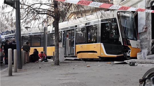 Der Fahrer der Tram soll kurz vor dem Unglück am Handy gewesen sein.