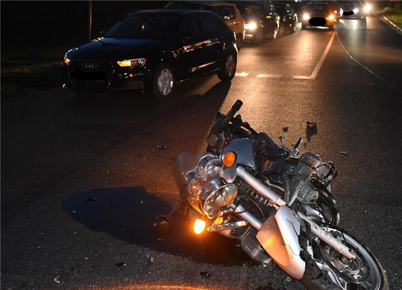 Tödlicher Unfall bei Rhüden: PKW-Fahrer übersieht Biker-Ehepaar Der Fahrer des Motorrads verstarb am Dienstag in Göttingen. Seine Ehefrau befindet sich außer Lebensgefahr. Foto: Polizei Seesen