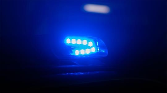Der Fahrer ist nicht mehr in Lebensgefahr. (Symbolbild)