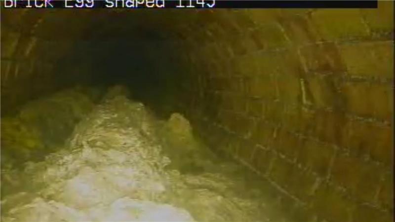 Der Fettberg wiegt etwa 100 Tonnen.