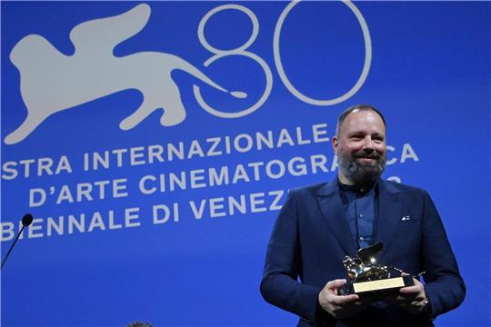 Der Filmregisseur aus Griechenland mit dem Goldenen Löwen für den besten Film «Poor Things»: Giorgos Lanthimos.