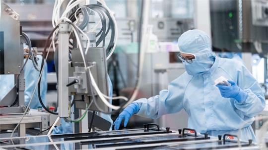 Der Finanzinvestor EGT hat ein Angebot für den Diagnostikkonzern Qiagen vorgelegt (Archivbild)