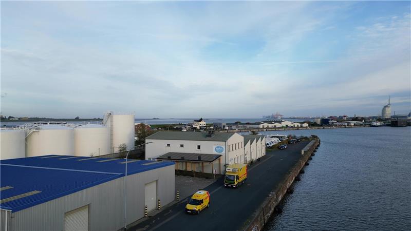 Wie der Fisch aus Bremerhaven im Goslarer Kühlhaus landet Der Fisch wird vom Großhandel in Bremerhaven abgeholt.