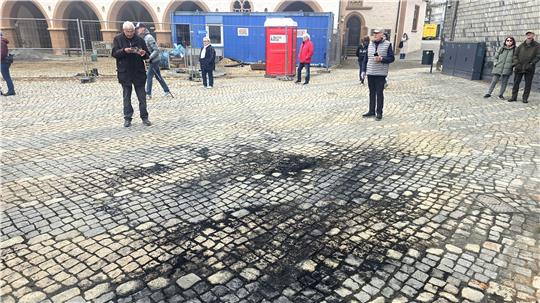 Der Fleck auf dem Marktplatz ist nun verschwunden. Foto: Sowa