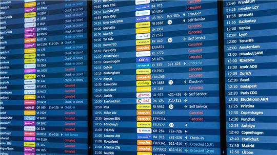 Der Flugbetrieb am BER soll nach einer Unterbrechung wieder starten.