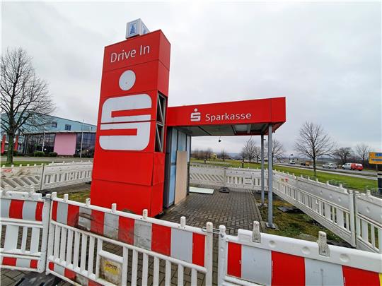 Der Geldautomat am Cineplex-Parkplatz in Goslar wurde im Januar Opfer eines Sprengstoffangriffs.  Foto: Sowa