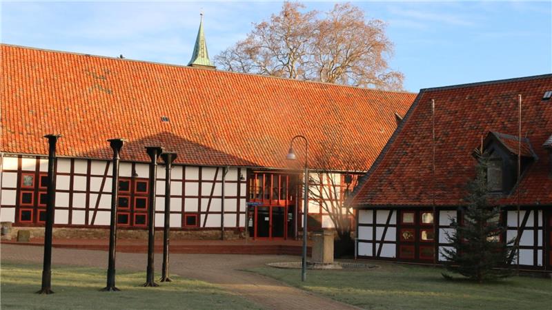 Das historische Dorfgemeinschaftshaus in Schladen-Werla von außen