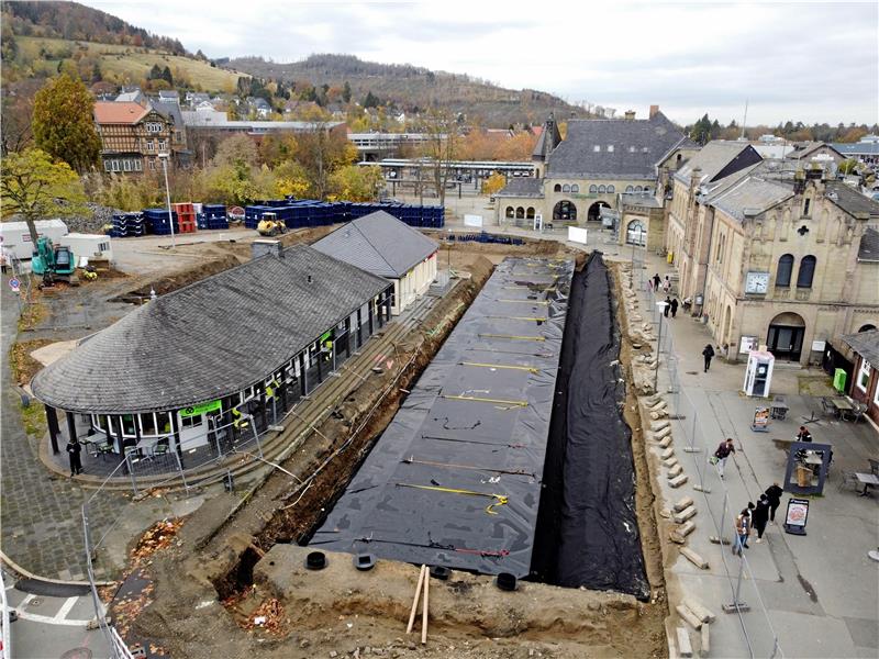 Corona-Krise: Hilfe-Liste für Innenstadt Der Goslarer Bahnhof wird derzeit umgebaut. Die Stadt will dort eine öffentliche WC-Anlage errichten. Archivfoto: Neuendorf