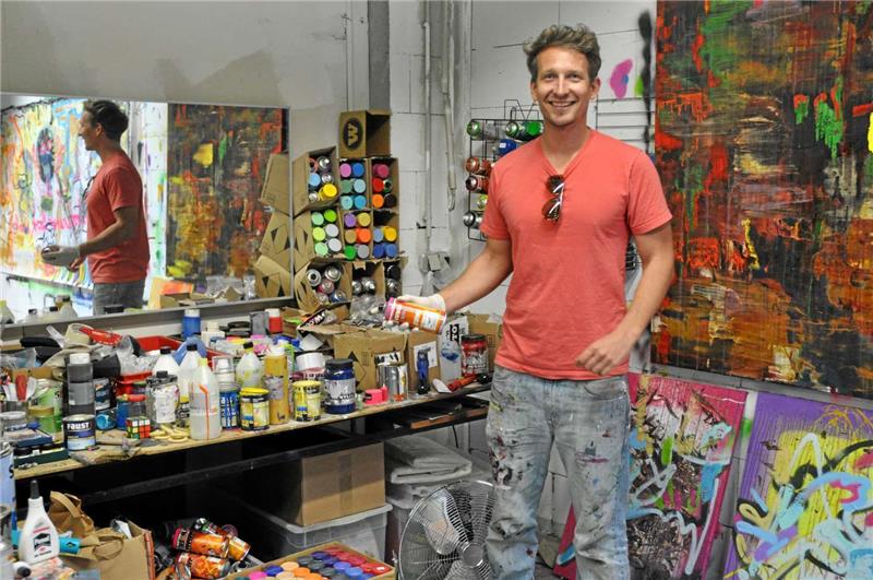 Der Goslarer Martin Gremse hat gerade sein Medizin-Studium abgeschlossen – mindestens ebenso groß ist seine Leidenschaft für Kunst. Fotos: Kempfer