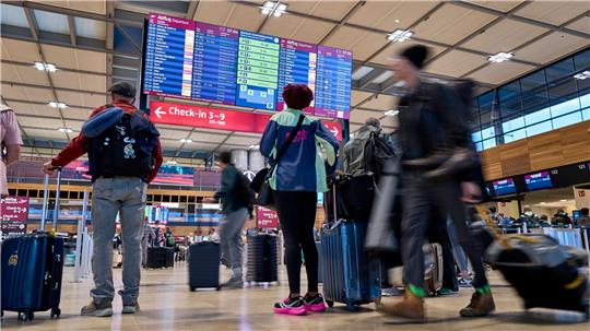 Der Hackerangriff legte am BER elektronische Systeme lahm, die für die Passagier- und Gepäckabfertigung genutzt werden. (Archivbild) 