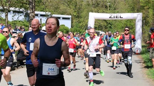 Der Halbmarathon bringt 52 Teilnehmer an den Start.