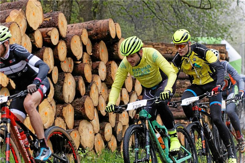 Aus für Traditionsveranstaltung Harzer MTB-Cup Der Harzer MTB-Cup ist nicht mehr. Möglicherweise aber wird es für Mountainbike-Fahrer künftig Einzelrennen geben, wie hier zum Beispiel den Ebersberg-Marathon in Hohegeiß. Foto: Drechsler