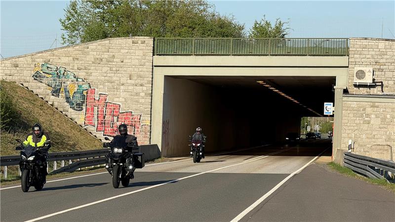 Neue Brandschutztür: Hasselkopftunnel ist eine Woche gesperrt Der Hasselkopftunnel wird von Montag an voll gesperrt.