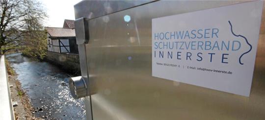 Der Hochwasserschutzverband Innerste installierte insgesamt vier neue digitale Messepegel, die zur Steuerung des Hochwassrrückhaltebeckens Bornhausen von Bedeutung sein werden.