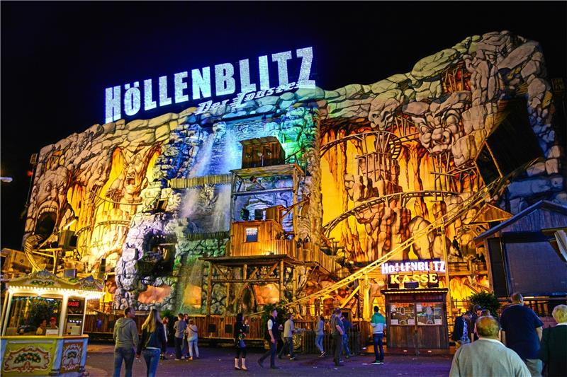 Der Höllenblitz soll eine Attraktion auf dem Schützenfest werden.  Foto: Coaster