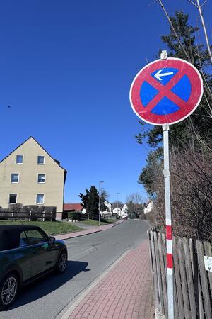 Wie steht es um die zwei großen Bad Harzburger Straßenbaustellen? Der Hopfengarten wird von Ortskundigen genutzt, um die Sperrung auf kürzerem Weg zu umfahren.