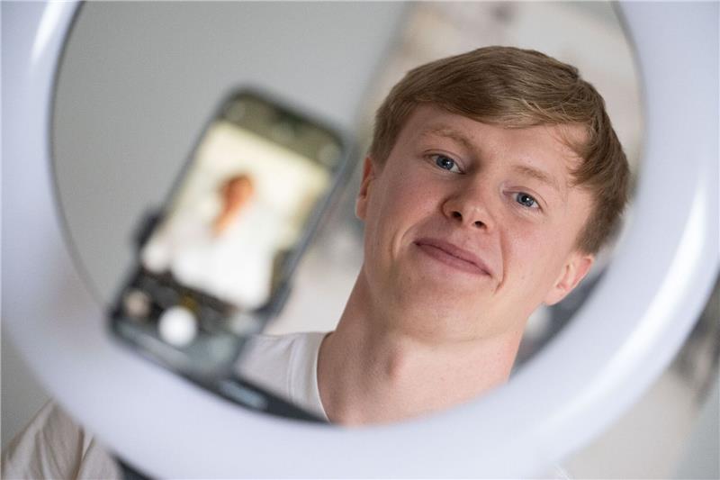 Tiktoker nimmt in kurzen Videos deutsche Sitten aufs Korn Der Influencer Liam Carpenter ist inzwischen hauptberuflich Content Creator.