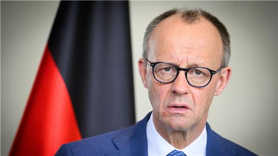 Der Kanzler richtet klare Worte an Israel und die USA.