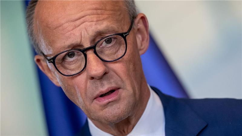 Merz will Stahlindustrie retten - auch mit Schutzzöllen Der Kanzler unterstützt einen Vorschlag der EU-Kommission.