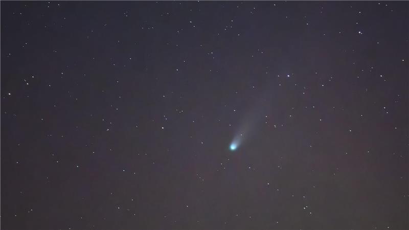 Der Komet „Lemmon“ am Nachthimmel