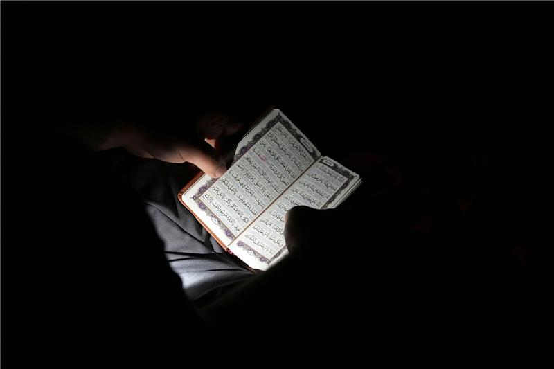 Koran in Stockholm angezündet - Folgen für Nato-Antrag? Der Koran, das heilige Buch der Muslime.