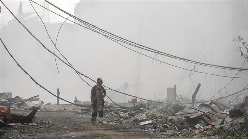 Medien: Israel billigt Waffenruhe mit Hisbollah Der Krieg hat im Libanon in vielen Dörfern zu Zerstörung geführt.