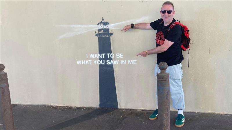 Neues Banksy-Kunstwerk in Marseille aufgetaucht Der Künstler stammt aus Bristol - mehr ist nicht bekannt.