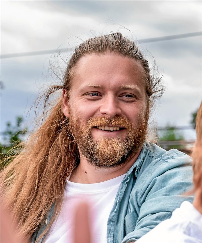 Grünen-Kandidat Leonhard Pröttel will in der Politik mitgestalten Der Landratskandidat Leonhard Pröttel möchte etwas Solides aufbauen: Sowohl in seinem Beruf als Architekt als auch in der Politik. Im Bereich des Klimaschutzes setzt er auf sofortige Maßnahmen anstatt Konzepte für die Zukunft. Foto: Privat