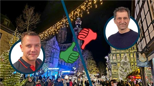 Weihnachtlich beleuchteter Marktplatz mit festlich geschmückten Bäumen, Fachwerkhäusern und einer historischen Kirche im Hintergrund bei Nacht.