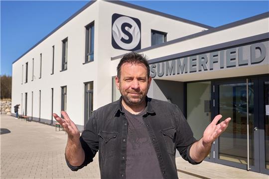 Der Limburger Sänger Ikke Hüftgold alias Matthias Distel ist für zahlreiche Ballermann-Hits verantwortlich.