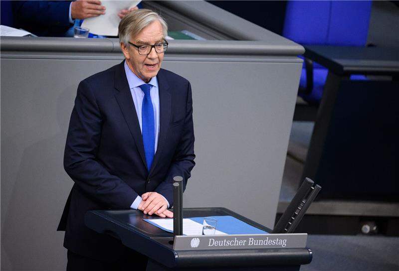 Opposition moniert: „Ampel ist eine Stillstandskoalition” Der Linken-Vorsitzende Dietmar Bartsch macht seinem Ärger über die Ampel-Koalition Luft.