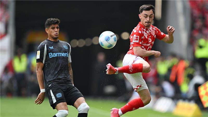2:2 gegen Bayer: Mainz spielt nach VAR-Wahnsinn europäisch Der Mainzer Paul Nebel (r) traf gegen Leverkusen zum 1:0.