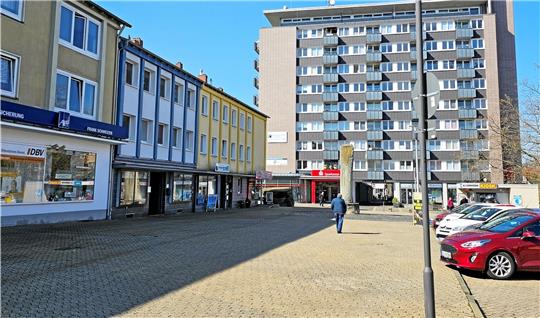 Der Marktplatz in Jürgenohl wird ab Montag neu gestaltet. Foto: Sowa