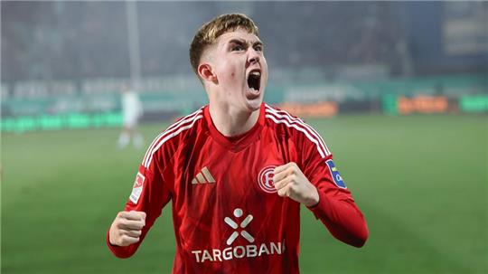 Der Matchwinner der Fortuna: Isak Johannesson.