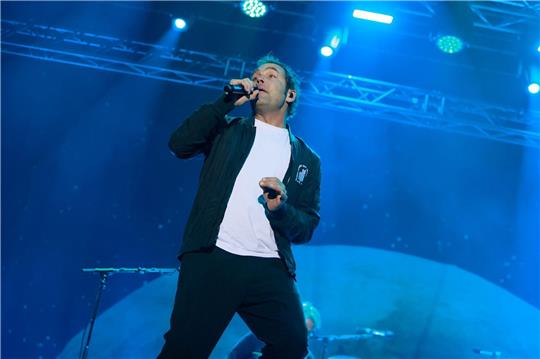 Der Musiker Axel Bosse singt auf dem Musik-Festival "Rocken am Brocken".